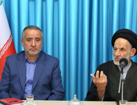 نماینده ولی فقیه در خراسان جنوبی، در قرارگاه جهاد تبیین استان بر ضرورت آگاهی‌بخشی و هم‌افزایی نهادهای فرهنگی برای مقابله با هجمه‌های فرهنگی دشمن تأکید کرد