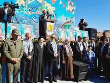 پیام قدردانی نماینده ولی فقیه در استان و استاندار خراسان جنوبی از حضور حماسی مردم در راهپیمایی یوم الله ۲۲ بهمن