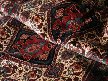 فرش قاین: هنری بی‌نظیر با گره‌های ریز و رنگ‌های گرم