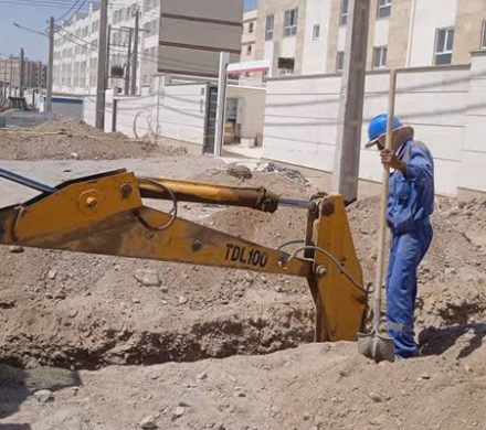 آغاز نصب انشعابات فاضلاب در ۳۳۰ واحد مسکونی طرح نهضت ملی مسکن بیرجند