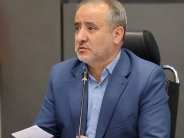 مدیریت مصرف آب در همه بخشها باید به یک فرهنگ عمومی تبدیل شود.
