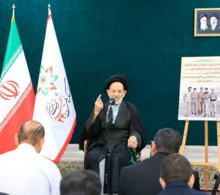 رسانهها با آگاهیبخشی، مانع تبدیل شدن جوانان به ابزار دشمن شوند